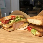 ボリューム満点の新作フード&スペース拡張のご案内！！